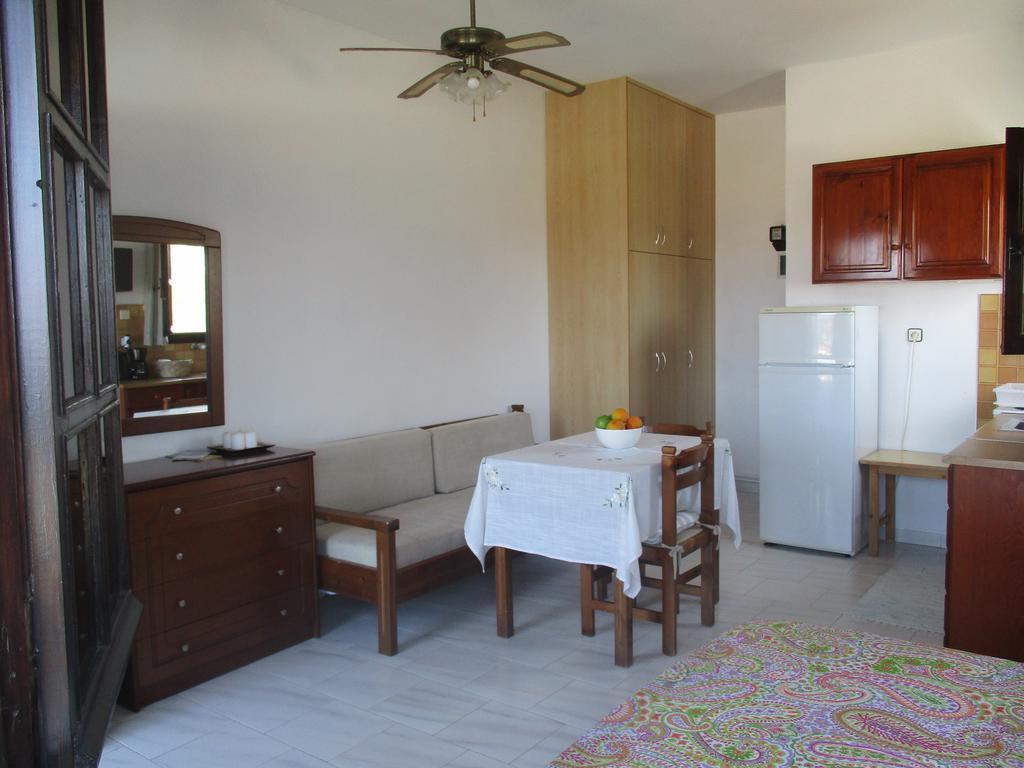 Kosta'S House Apartment Stavros  Exterior photo